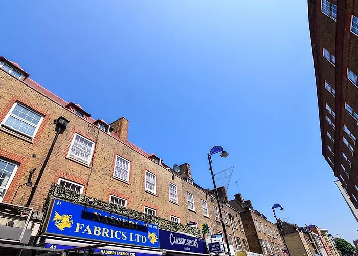 Monopoly AccommodationsAirport Hotel